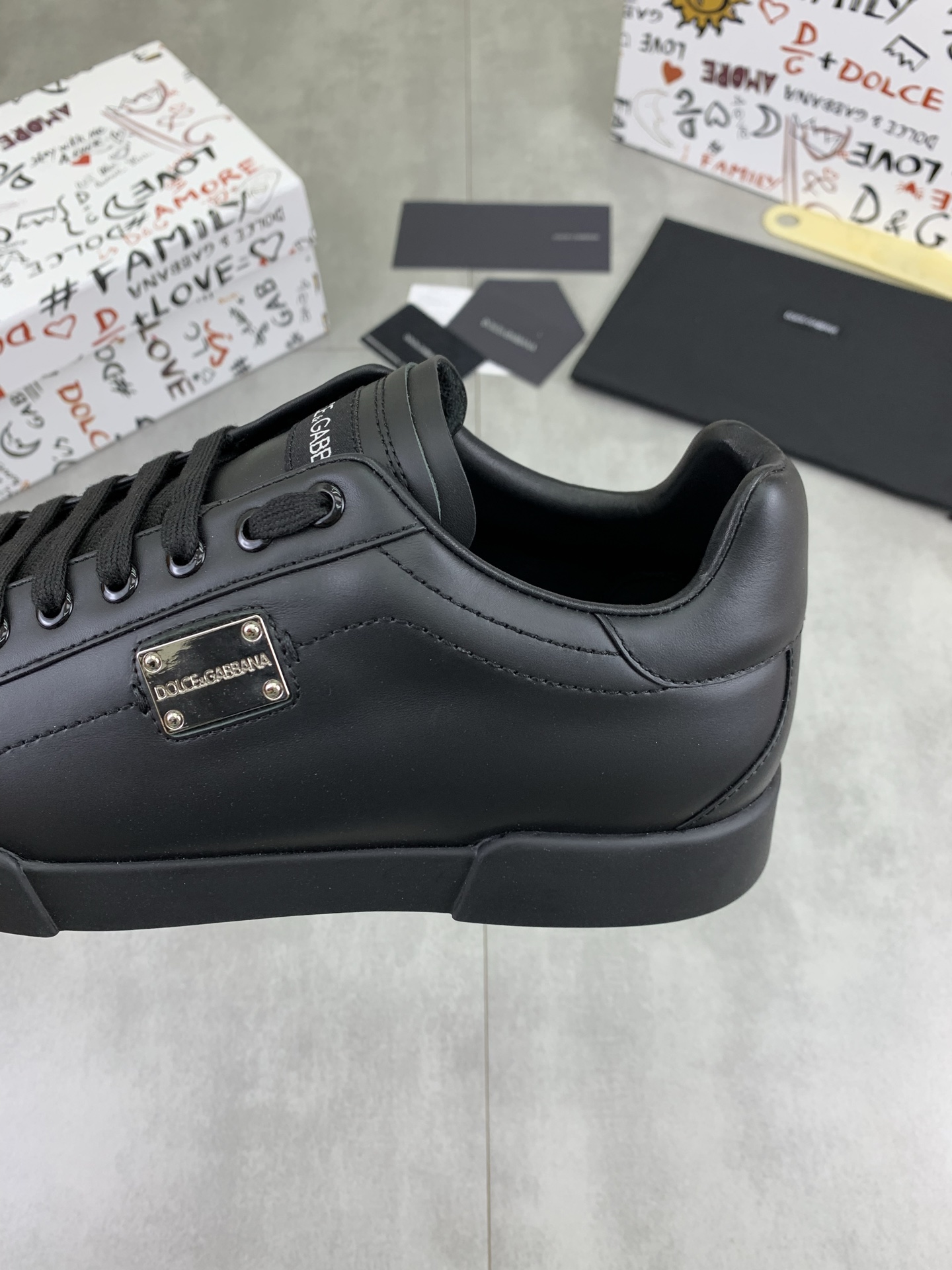 olce & Gabbana shoe